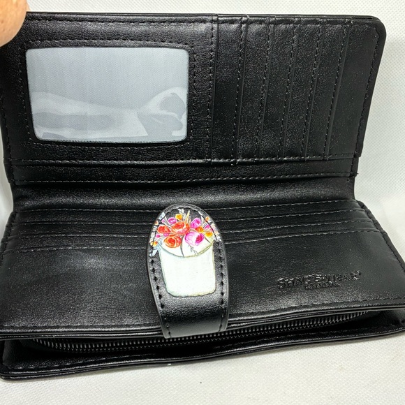 Shag Wear Farm Scene Wallet - Picture 5 of 10